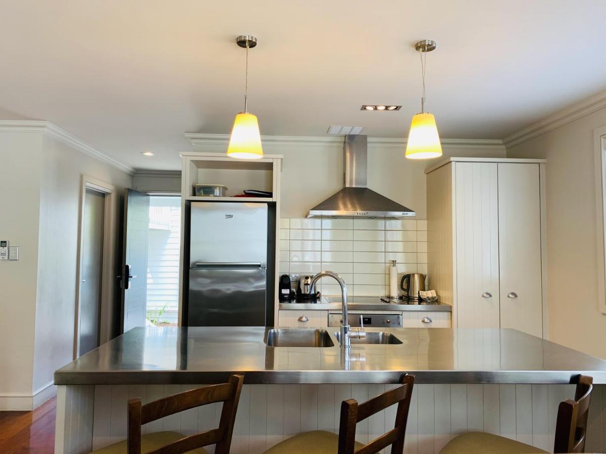 Tinkerbell Cottage 2-4 Bedroom- Russell Cottages Collection Bagian luar foto